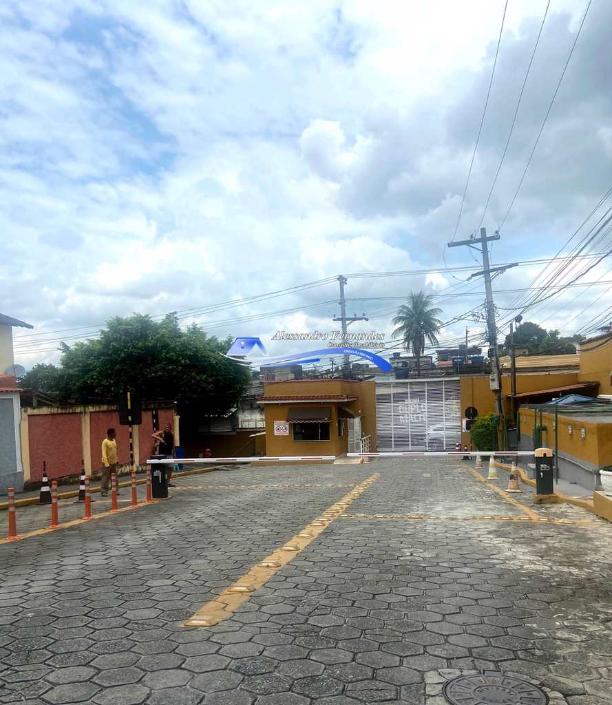 Casa de Condomínio em Queimados, no bairro Queimados