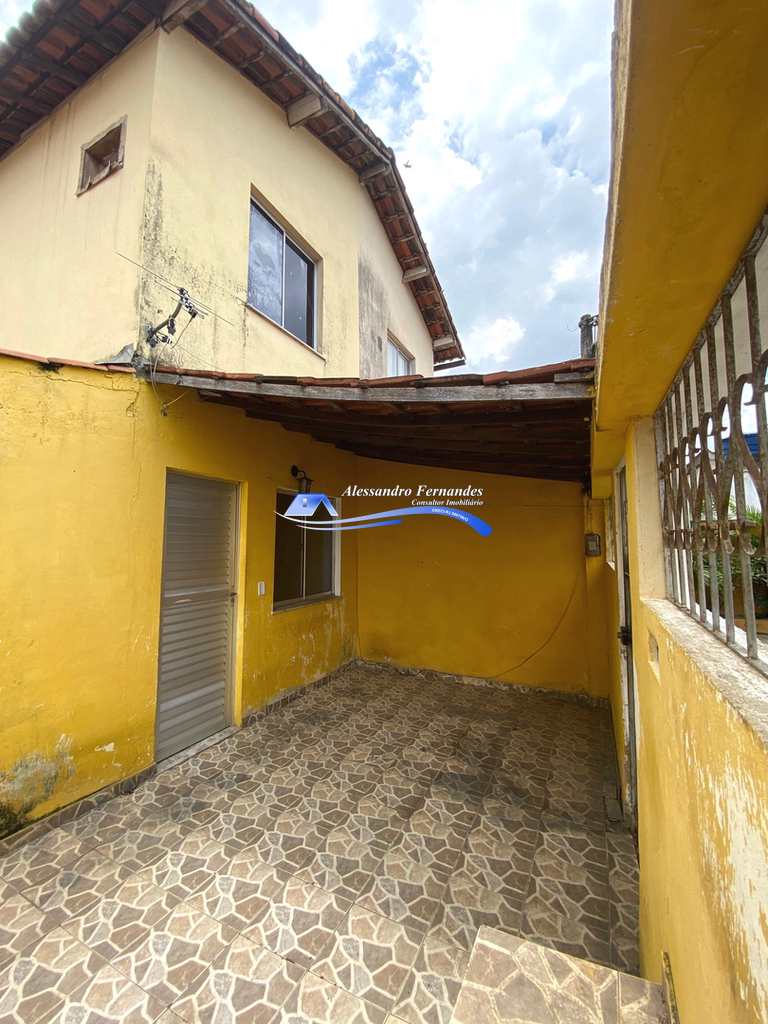 Casa de Condomínio em Queimados, no bairro Queimados