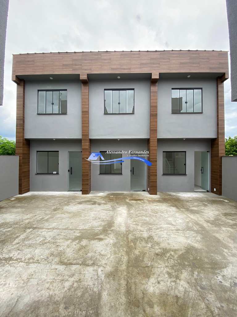 Casa em Queimados, no bairro do Carmo