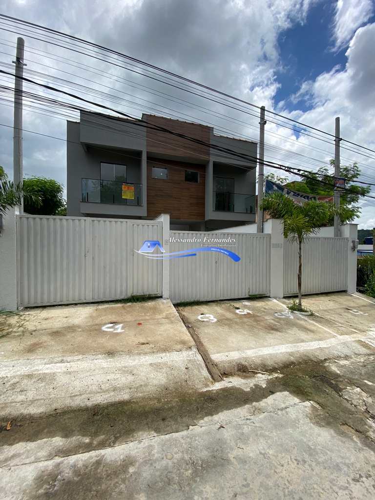 Casa em Queimados, no bairro do Carmo