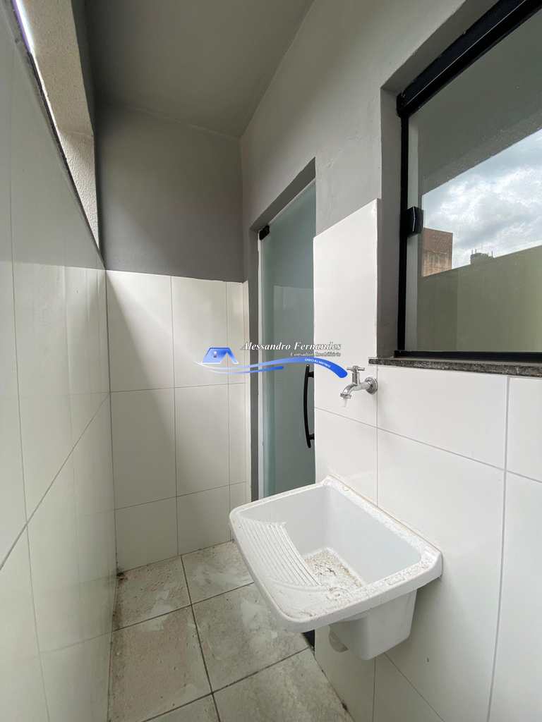 Casa em Queimados, no bairro do Carmo