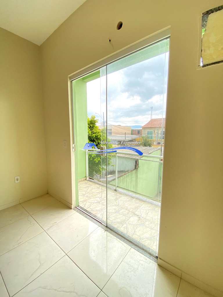 Casa em Queimados, no bairro Vila Camarim