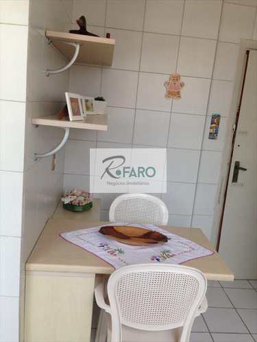 Apartamento, código 68 em Santos, bairro Boqueirão