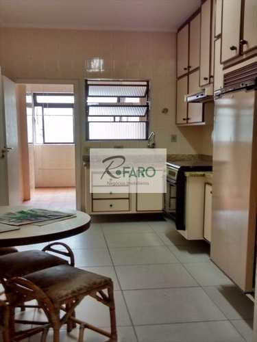 Apartamento, código 46 em Santos, bairro Pompéia