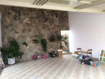 Sobrado, código 162 em Alfenas, bairro Centro