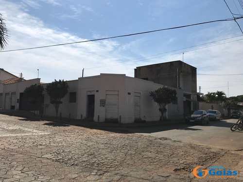 Casa, código 8939 em Vianópolis, bairro Setor Central