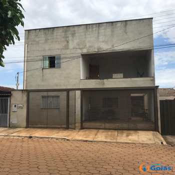 Sobrado em Vianópolis, bairro Setor Central