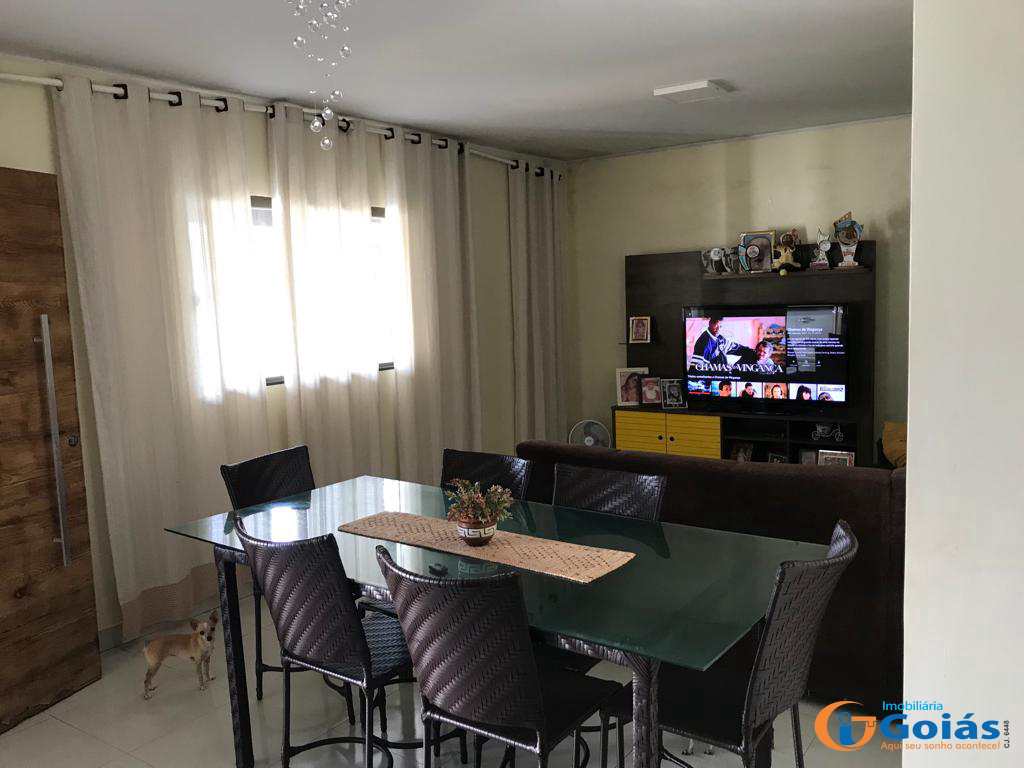 Casa em Vianópolis, no bairro Jardim São José