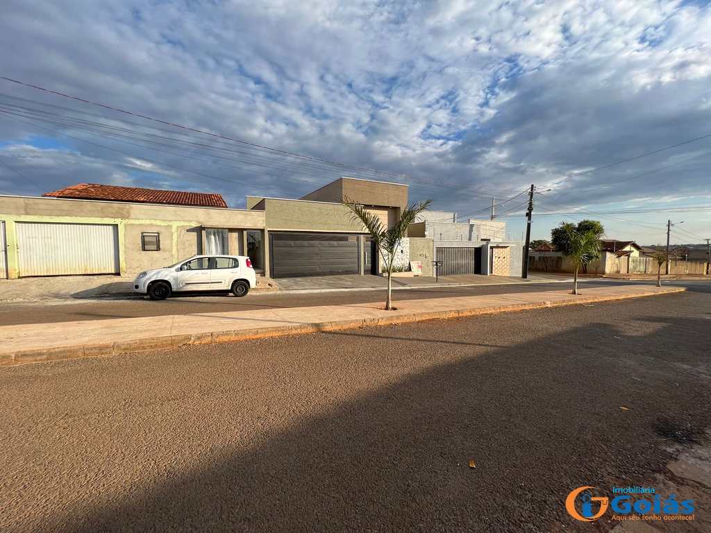 Casa em Vianópolis, no bairro Blazi I