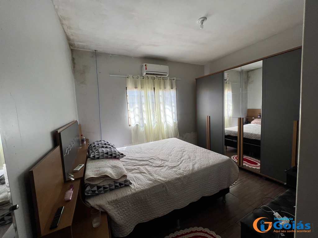 Casa em Vianópolis, no bairro Umbelino
