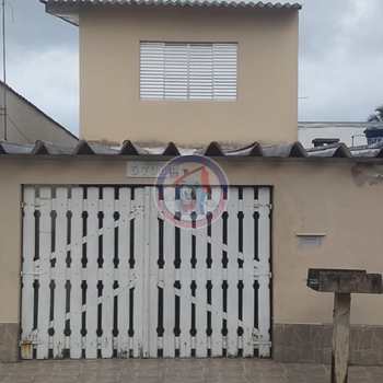 Sobrado em Itanhaém, bairro Suarão