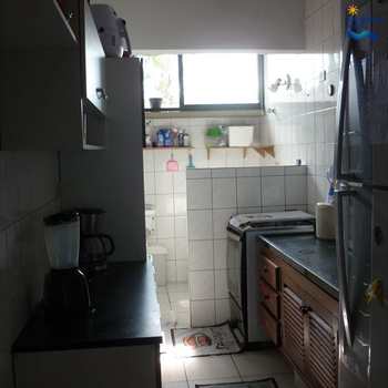Apartamento em Ubatuba, bairro Centro