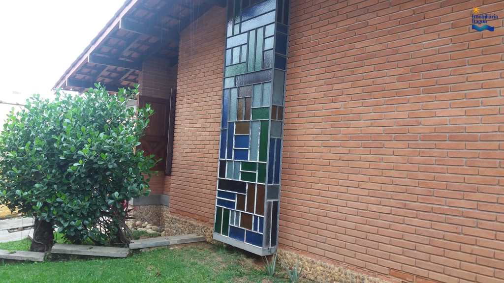 Casa em Ubatuba, no bairro Itagua