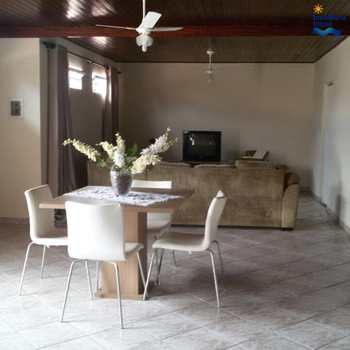 Casa em Tremembé, bairro Jardim Santana