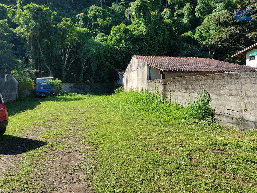 Terreno em Ubatuba, no bairro Perequê Açu