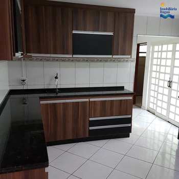 Casa em Taubaté, bairro Vila Nossa Senhora das Graças