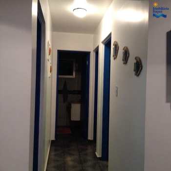 Apartamento em Ubatuba, bairro Centro