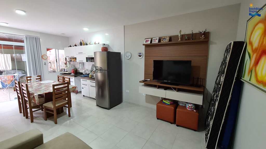 Apartamento em Ubatuba, no bairro Perequê Mirim