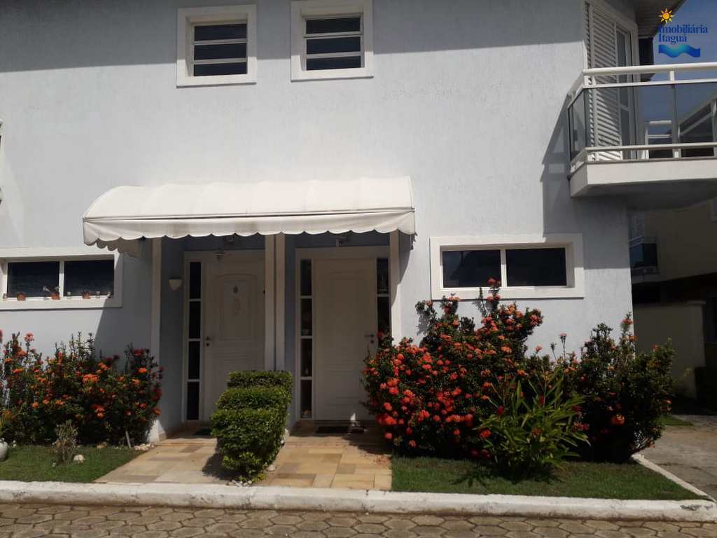 Casa em Ubatuba, no bairro Praia Grande