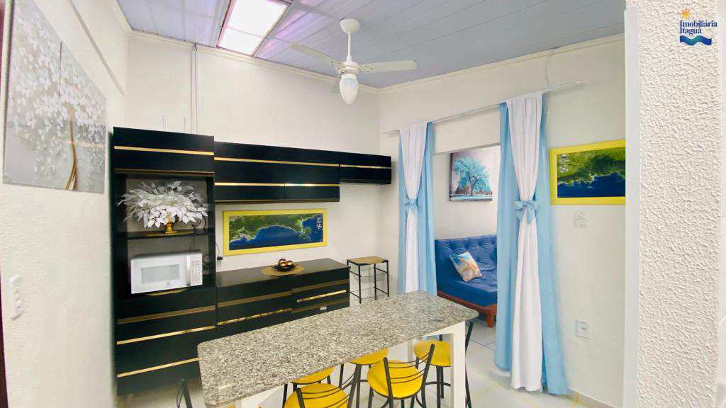 Casa em Ubatuba, no bairro Lázaro