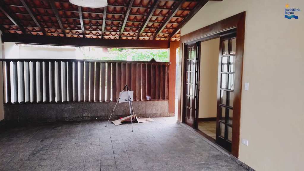 Casa em Ubatuba, no bairro Parque Vivamar