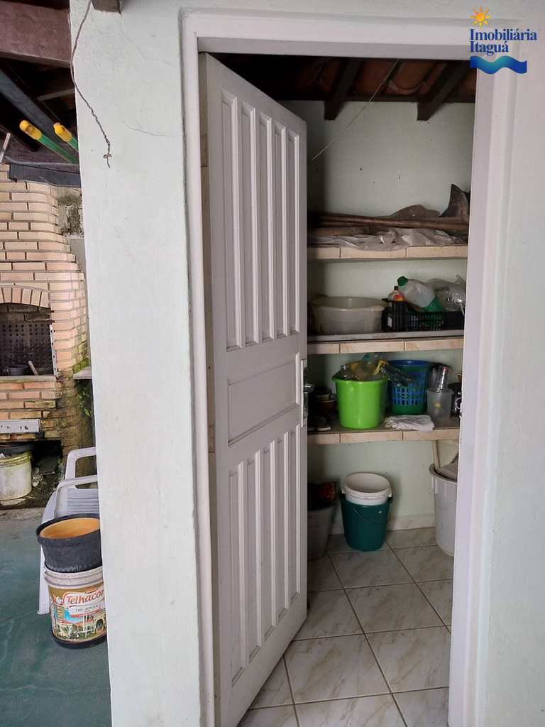 Casa em Ubatuba, no bairro Estufa I