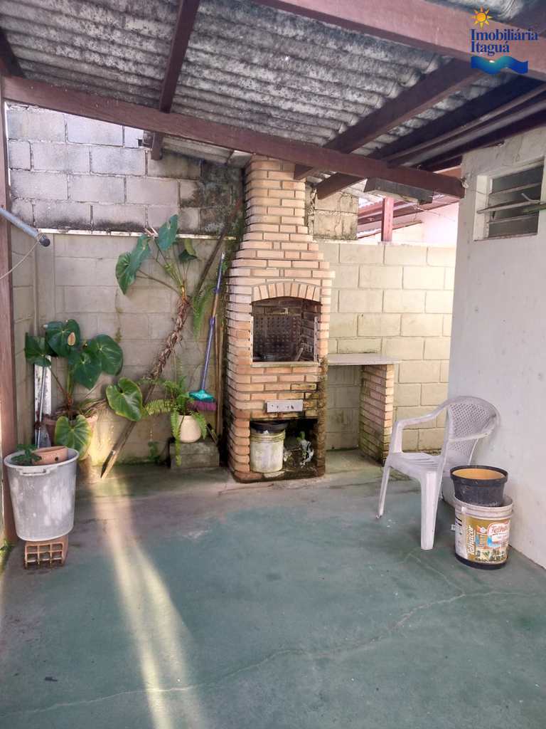 Casa em Ubatuba, no bairro Estufa I