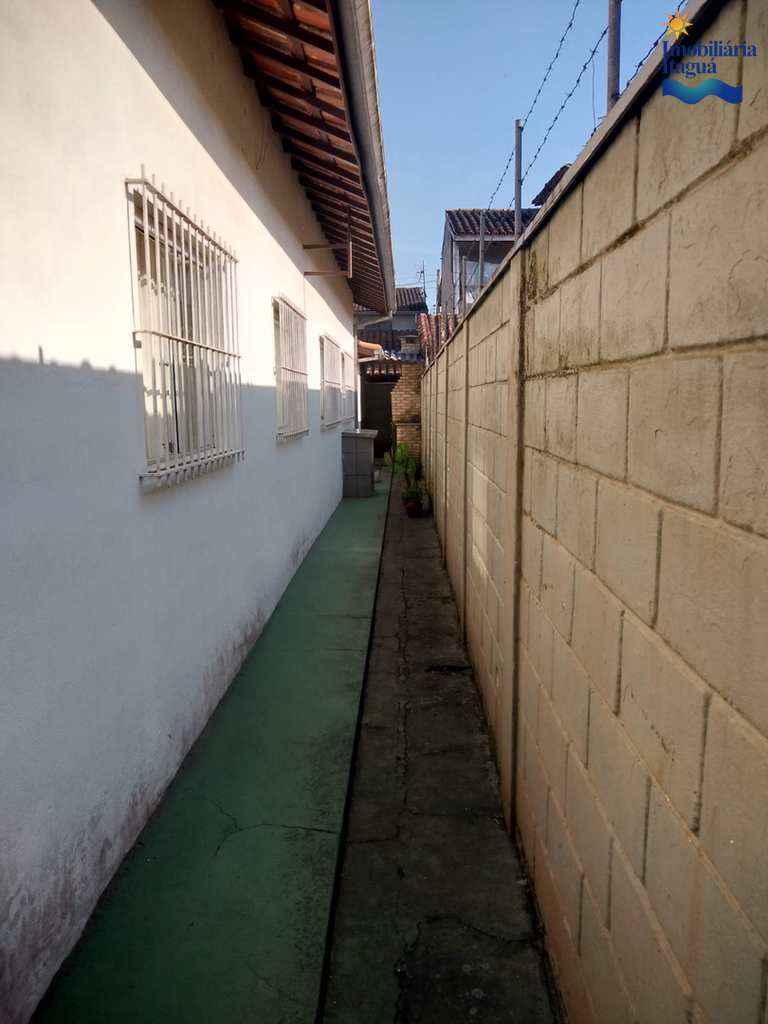 Casa em Ubatuba, no bairro Estufa I