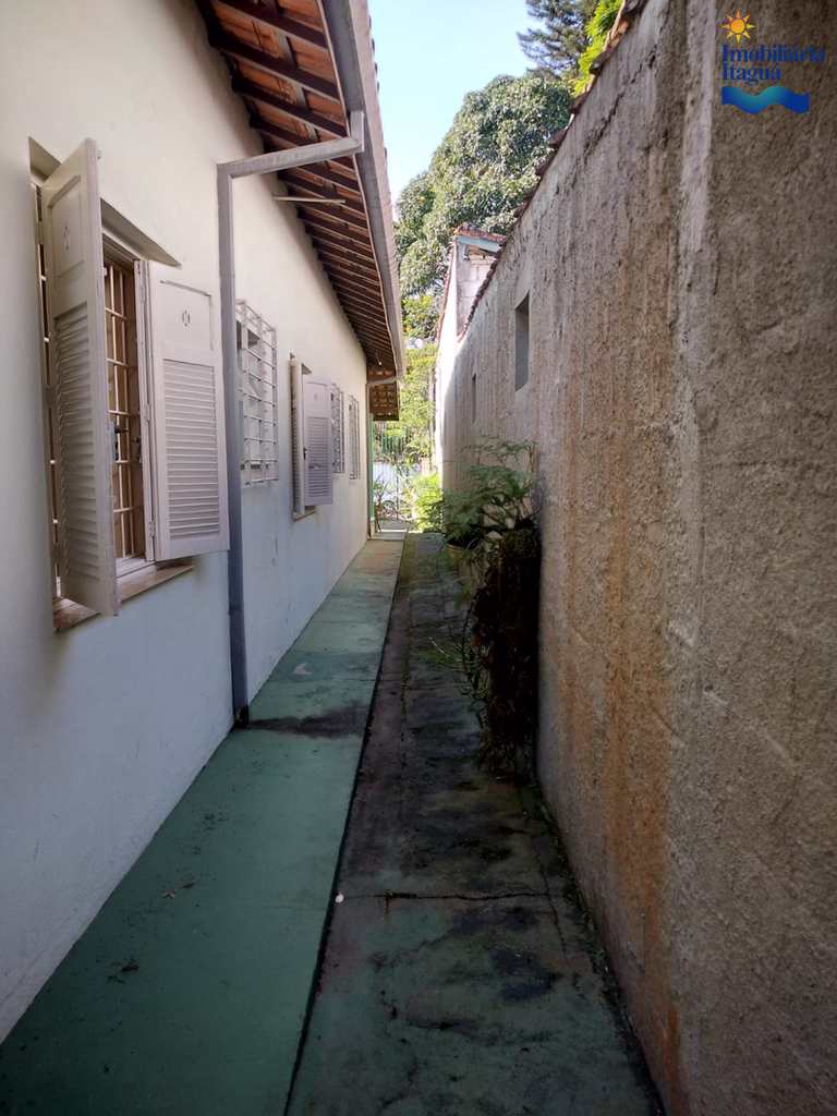 Casa em Ubatuba, no bairro Estufa I