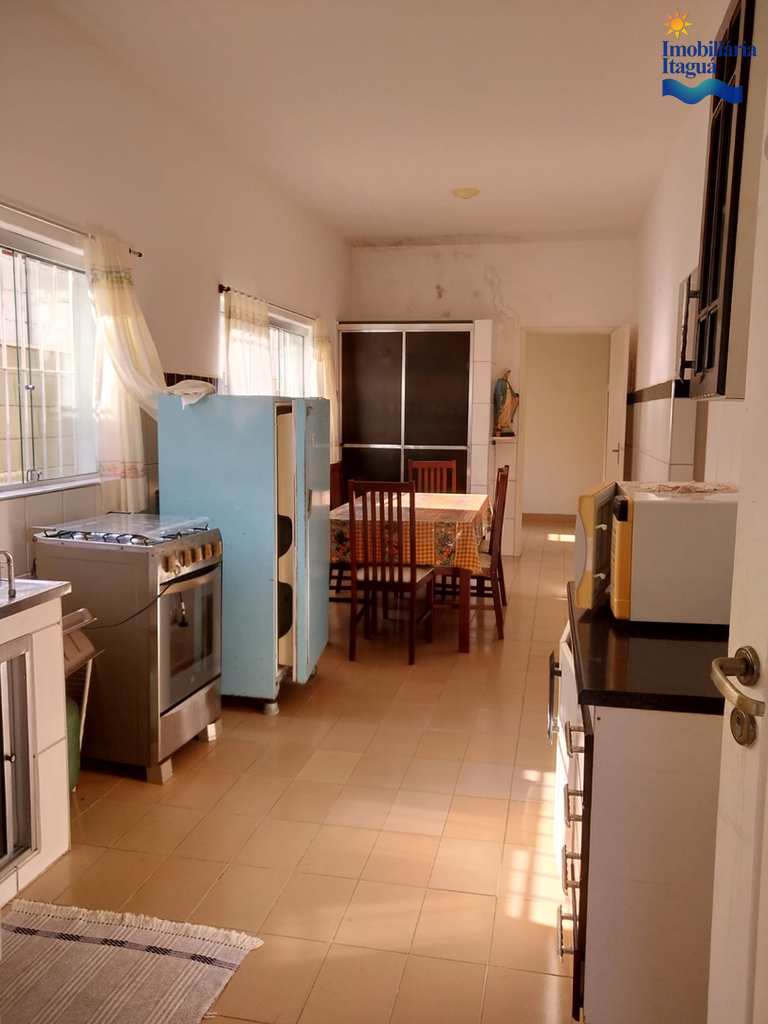 Casa em Ubatuba, no bairro Estufa I