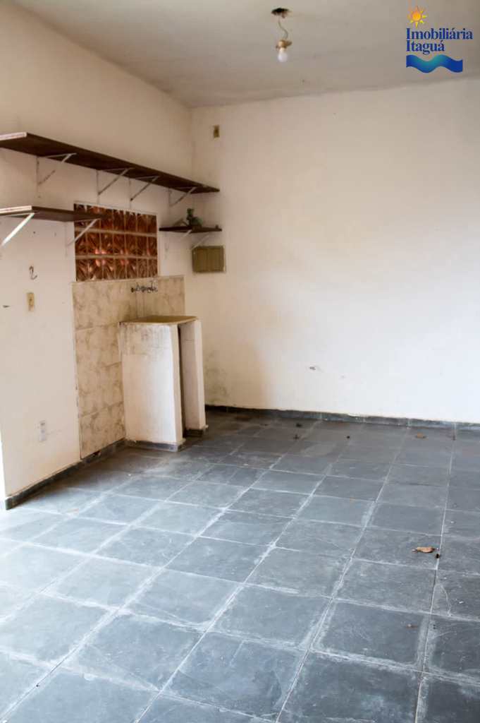 Casa em Ubatuba, no bairro Sumidouro