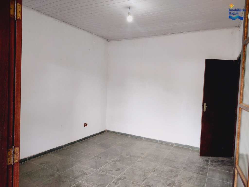 Casa em Ubatuba, no bairro Sumidouro
