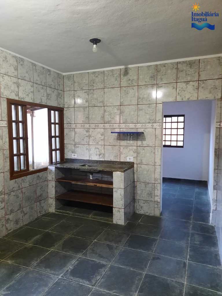 Casa em Ubatuba, no bairro Sumidouro