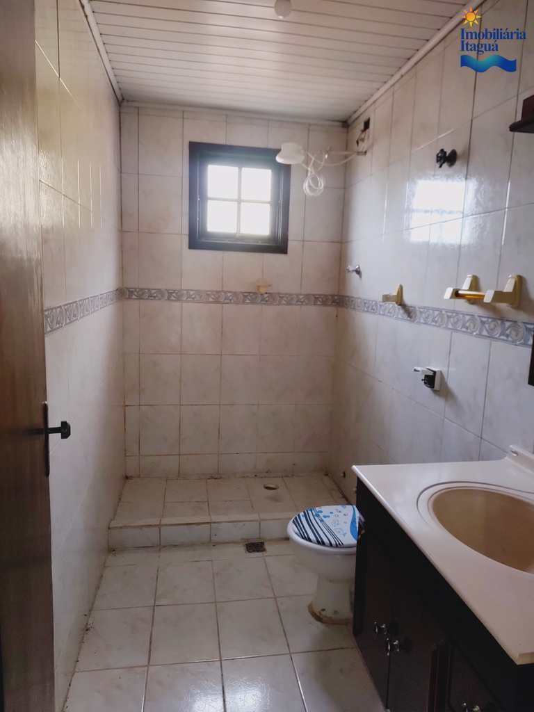 Casa em Ubatuba, no bairro Sumidouro