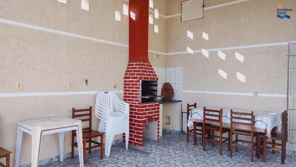 Casa em Ubatuba, no bairro Perequê Açu