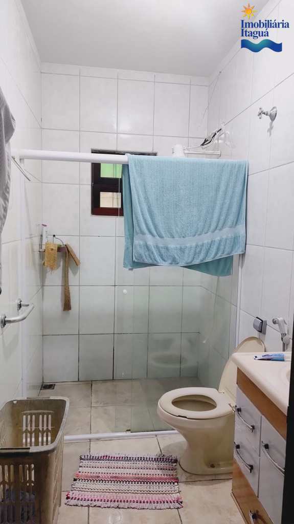 Casa em Ubatuba, no bairro Perequê Açu