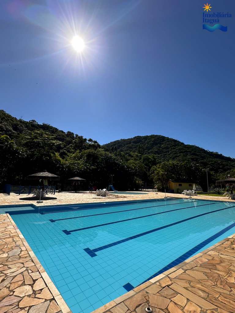 Casa em Ubatuba, no bairro Horto Florestal