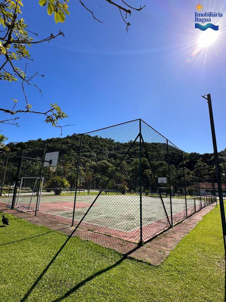 Casa em Ubatuba, no bairro Horto Florestal