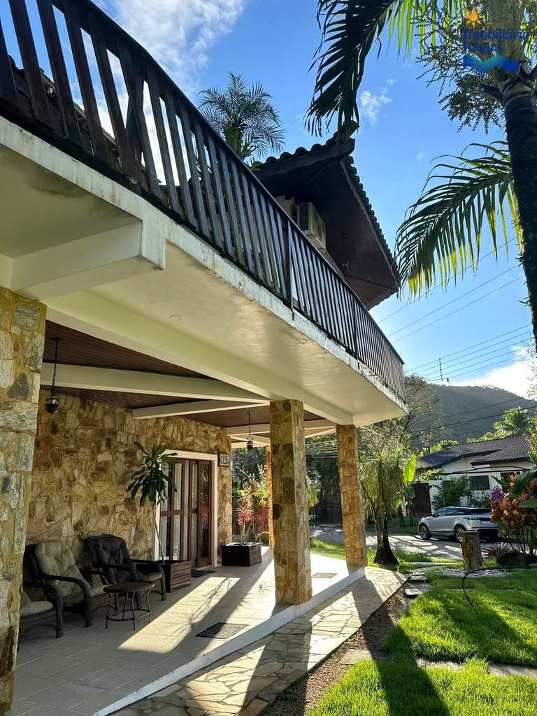 Casa em Ubatuba, no bairro Horto Florestal