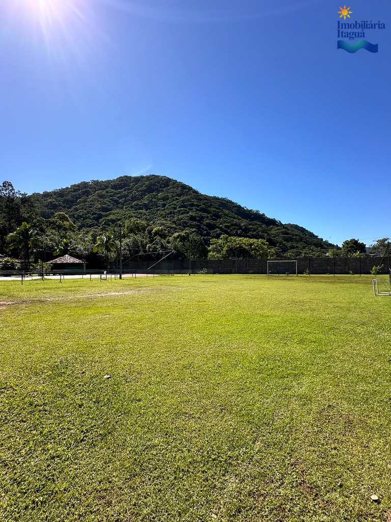 Casa em Ubatuba, no bairro Horto Florestal