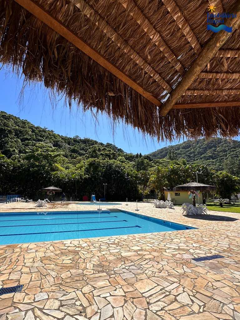 Casa em Ubatuba, no bairro Horto Florestal