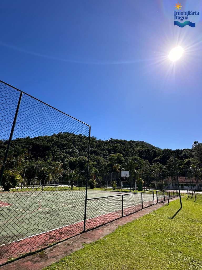 Casa em Ubatuba, no bairro Horto Florestal