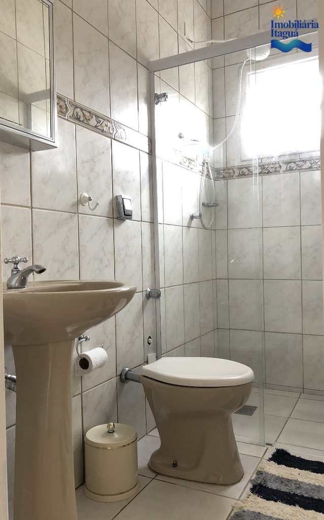 Casa em Ubatuba, no bairro Horto Florestal