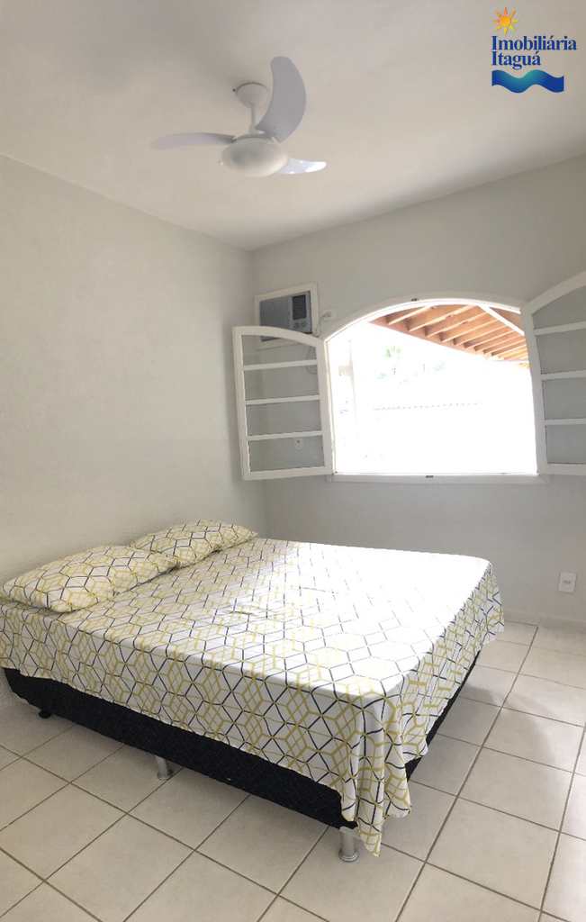 Casa em Ubatuba, no bairro Horto Florestal