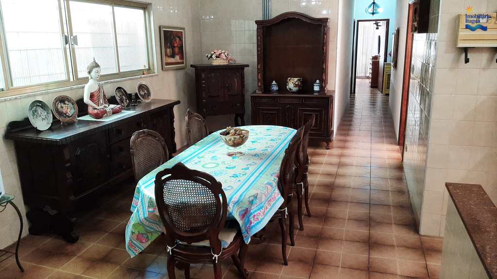 Casa em Ubatuba, no bairro Itagua