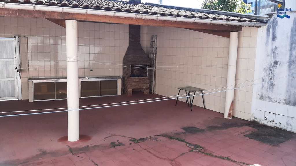 Casa em Ubatuba, no bairro Itagua