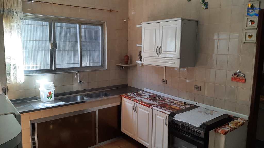 Casa em Ubatuba, no bairro Itagua