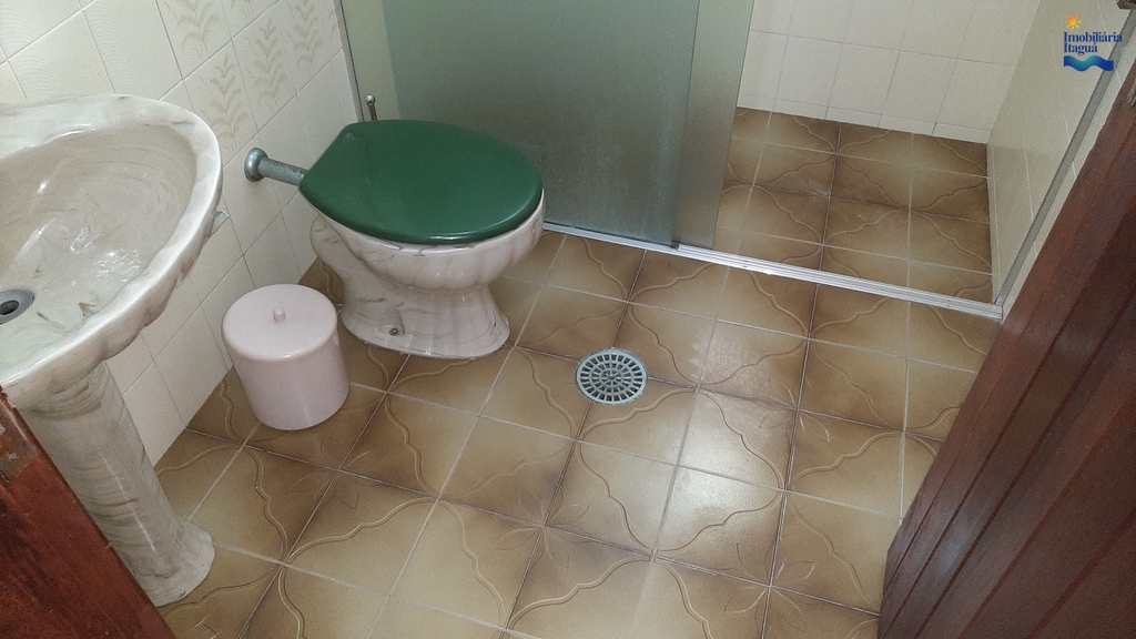 Casa em Ubatuba, no bairro Itagua