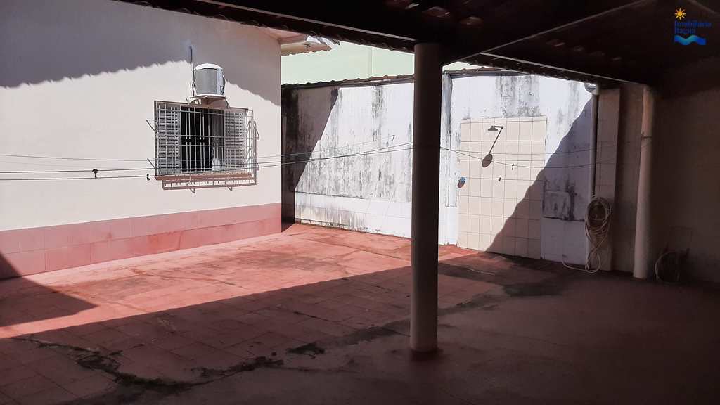 Casa em Ubatuba, no bairro Itagua
