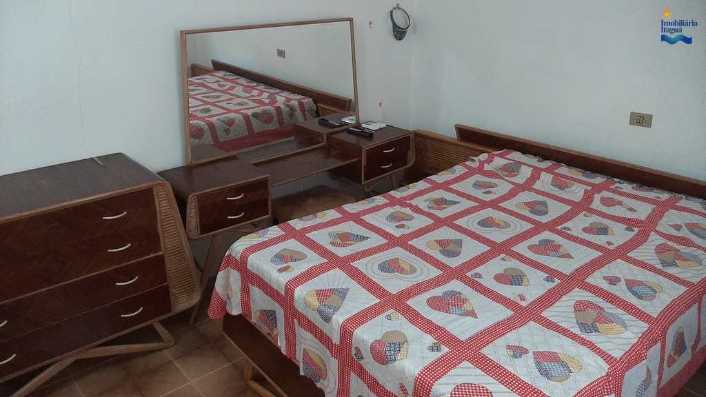 Casa em Ubatuba, no bairro Itagua